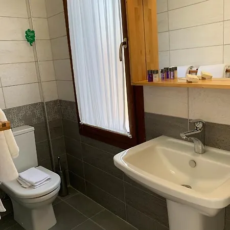 Mitos Guest house 2*