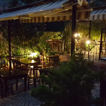 بيت ضيافة Mitos بوزجادا