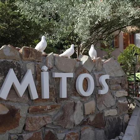 ゲストハウス Mitos ボズカーダ