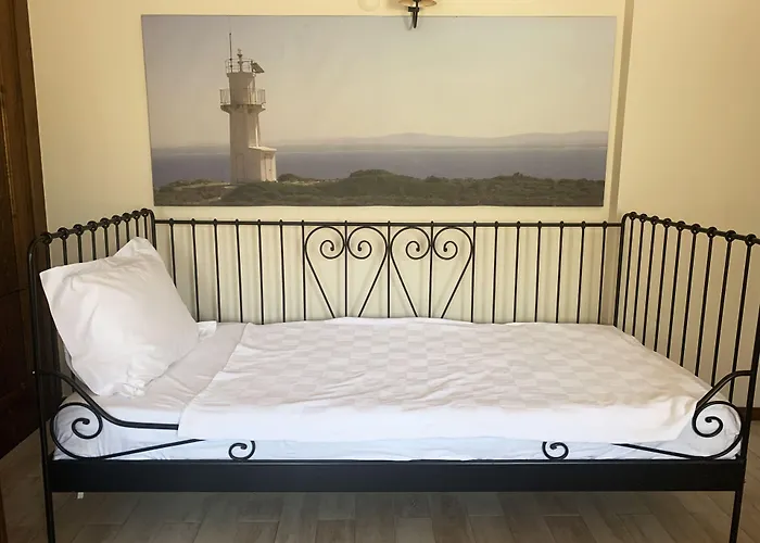 Mitos Gasthuis Tenedos